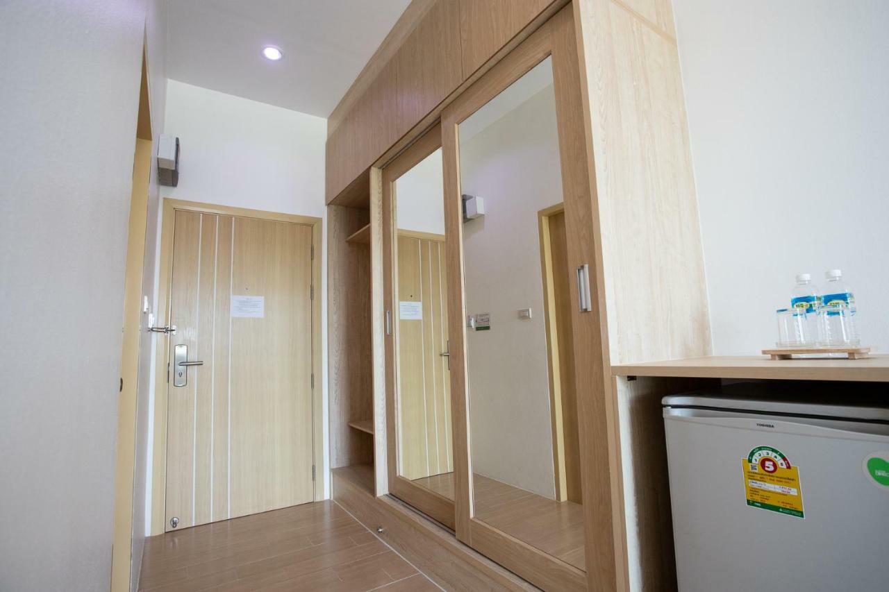 O2 Hotel Lop Buri 외부 사진